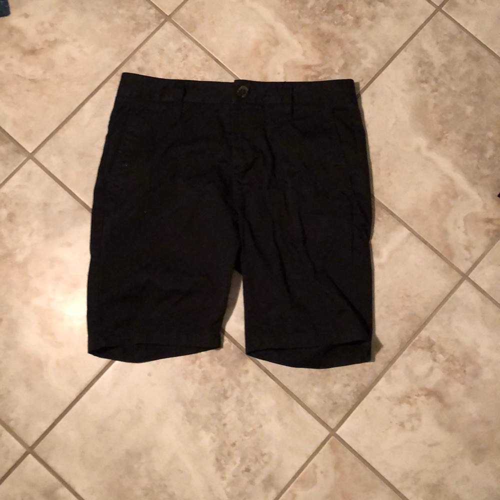 Men’s chino blue crown shorts